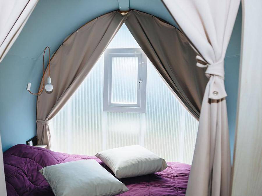 Camping La Trévillière - Stacaravan 4 personen - C- 2-slaapkamer Coco Lodge tent (16m²) in Bretignolles-sur-Mer, Loiredal