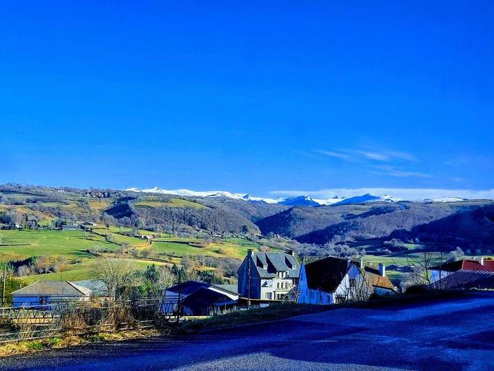 Gîte pour 6 personnes, avec jardin ainsi que vue et piscine dans Saint-Cernin - 2