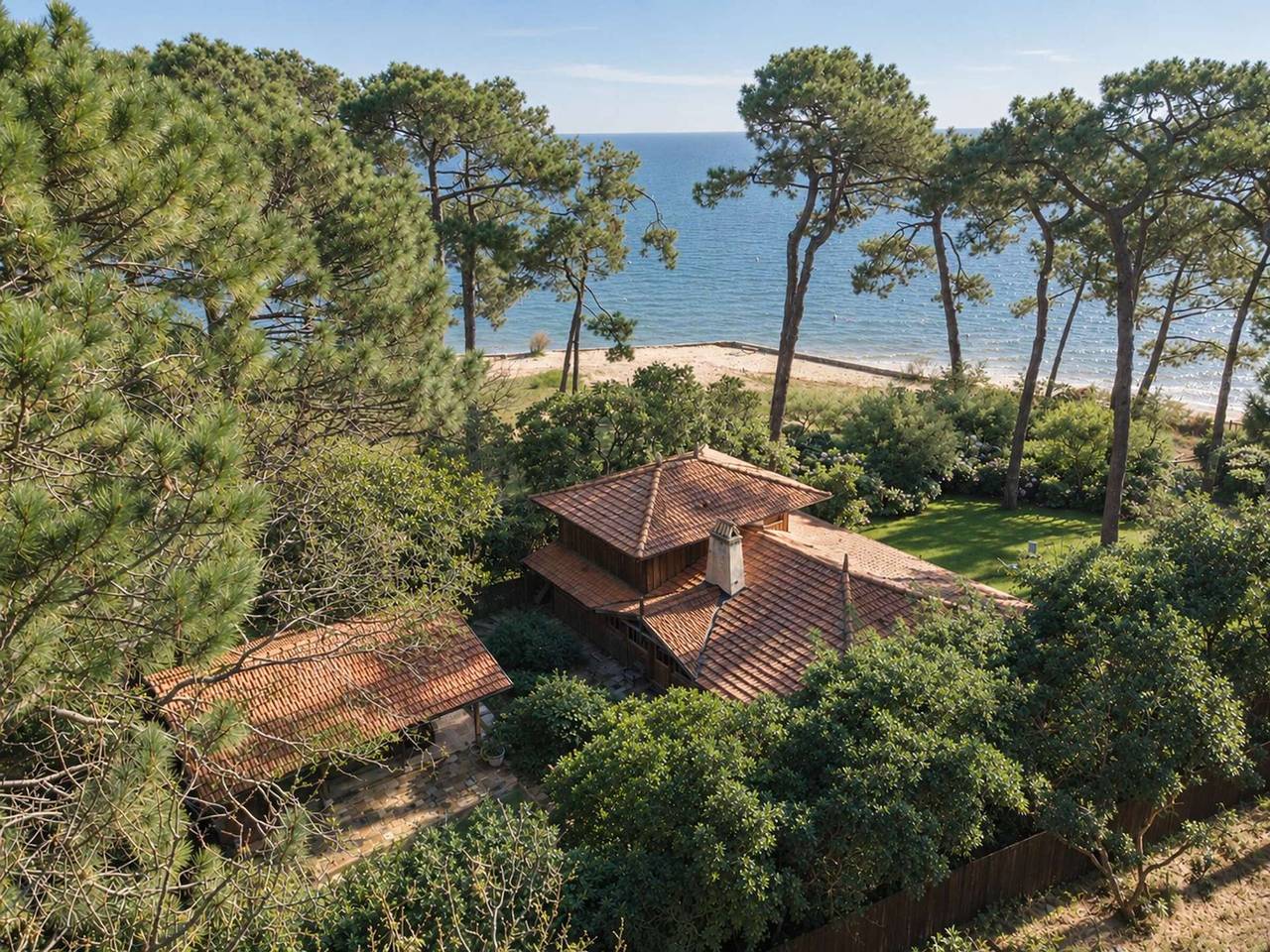 Villa with pool, pets allowed - 8 guests in Petit Piquey, Lège-Cap-Ferret