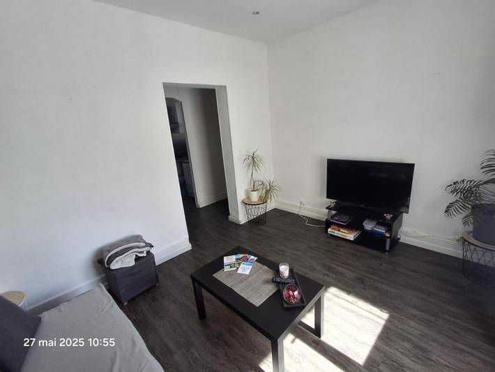 Gîte pour 5 personnes, avec terrasse à Lurs - 2