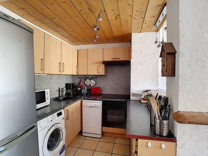 Apartamento entero, Relais D15 - 6 personnes - Duplex avec balcon - Saint Jean D'Aulps station - Proche Morzine in Saint-Jean-d'Aulps, Les Portes du Soleil