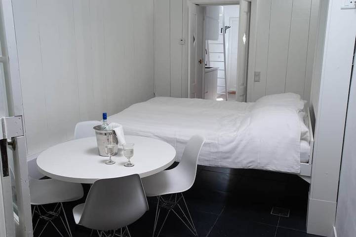 Ganze Wohnung, Wohnung im 17. Jahrhundert Denkmal in der Nähe von Amsterdam in Monnickendam, Markermeer