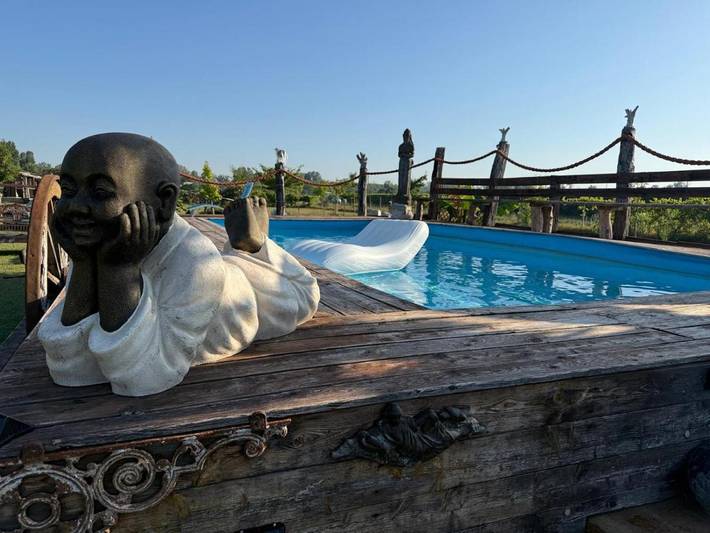 Casa vacanza per 2 persone, con Giardino e Piscina nonché Panorama a Guastalla