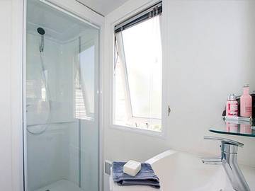 Camping pour 4 Personnes dans Le Château-d'Oléron, Île d'Oléron, Photo 3