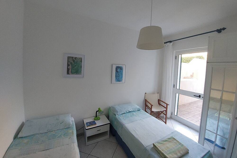 Appartement entier, Santa Cesarea Terme. Bel appartement dans residence avec vue sur la mer in Santa Cesarea Terme, Province de Lecce