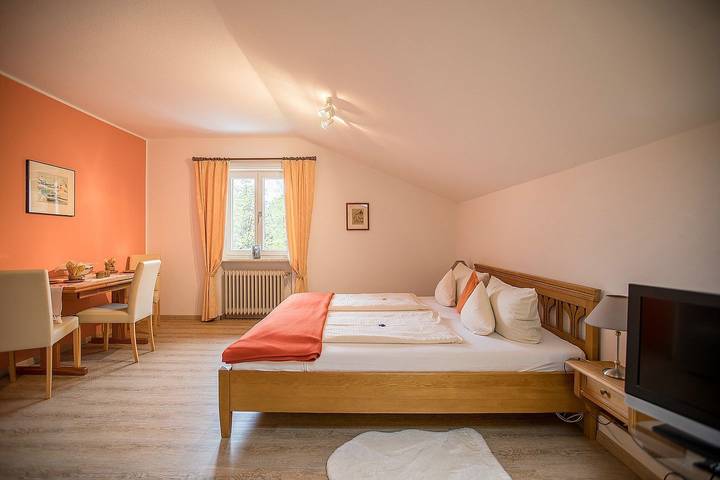 Ferienwohnung für 2 Personen, mit Garten und Ausblick in Füssen - 3