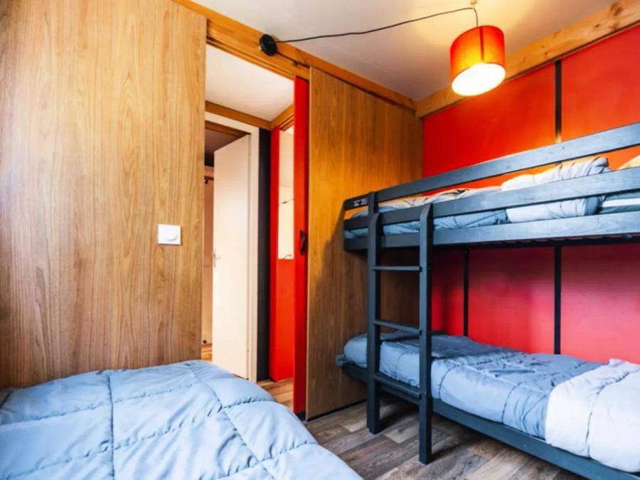 Camping Paradis A La Corniche - Mobilhome 5 personnes - Cottage Or 3 Pièces 5 Personnes Climatisé + Tv in Angoulins, Région de La Rochelle