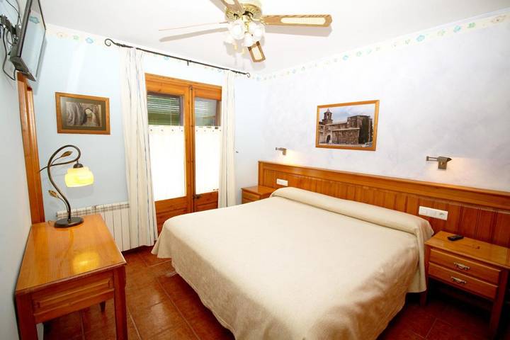 Hôtel pour 2 personnes, avec terrasse à Prades (Espagne) - 3