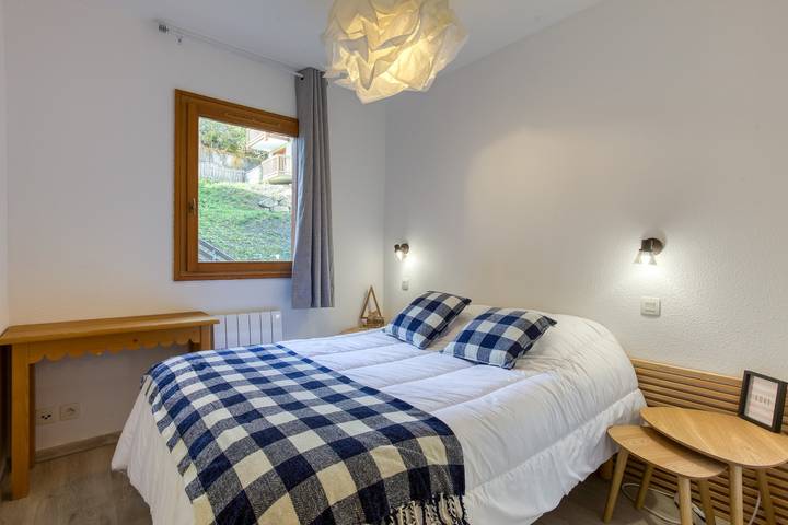 Ganze Wohnung, Ferienwohnung für 4 Personen mit Pool in Le Corbier, Villarembert