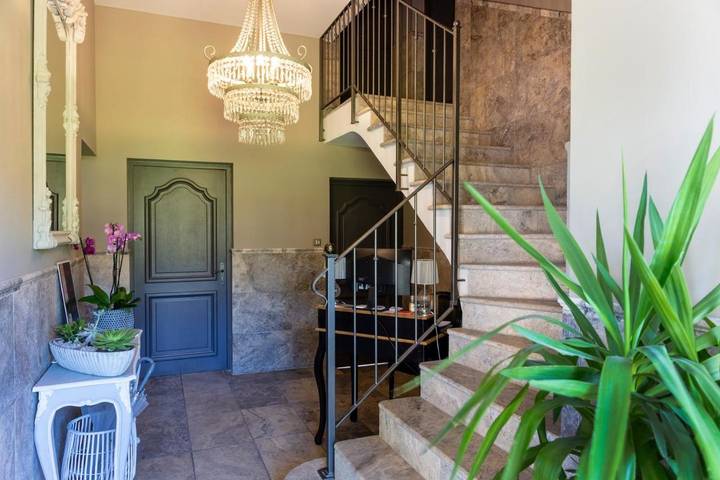 Maison d’hôte pour 3 personnes, avec piscine et sauna ainsi que vue et jardin à Carpentras - 2