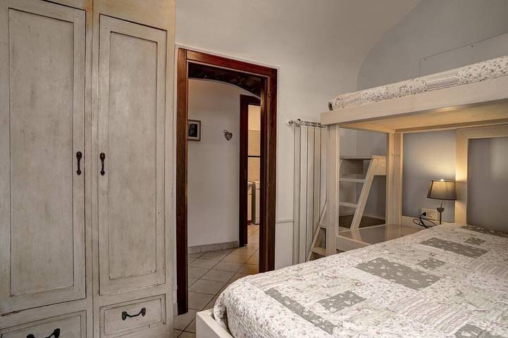 Gîte pour 6 personnes, avec jardin à Diano San Pietro - 4