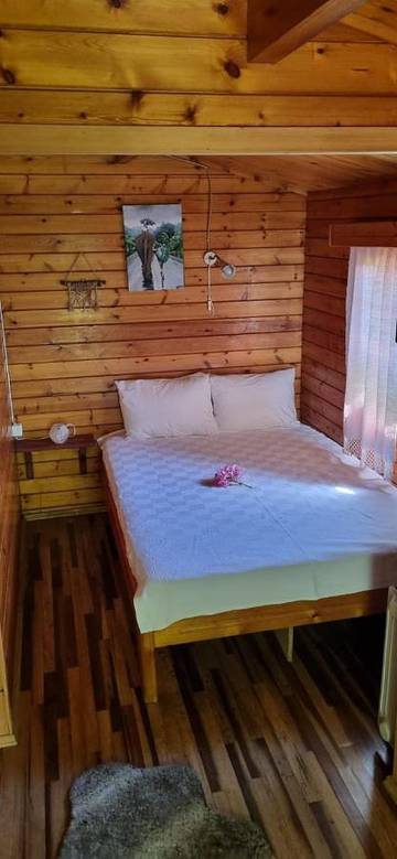 Chambre d’hôte pour 3 personnes, avec terrasse et vue à Turquie