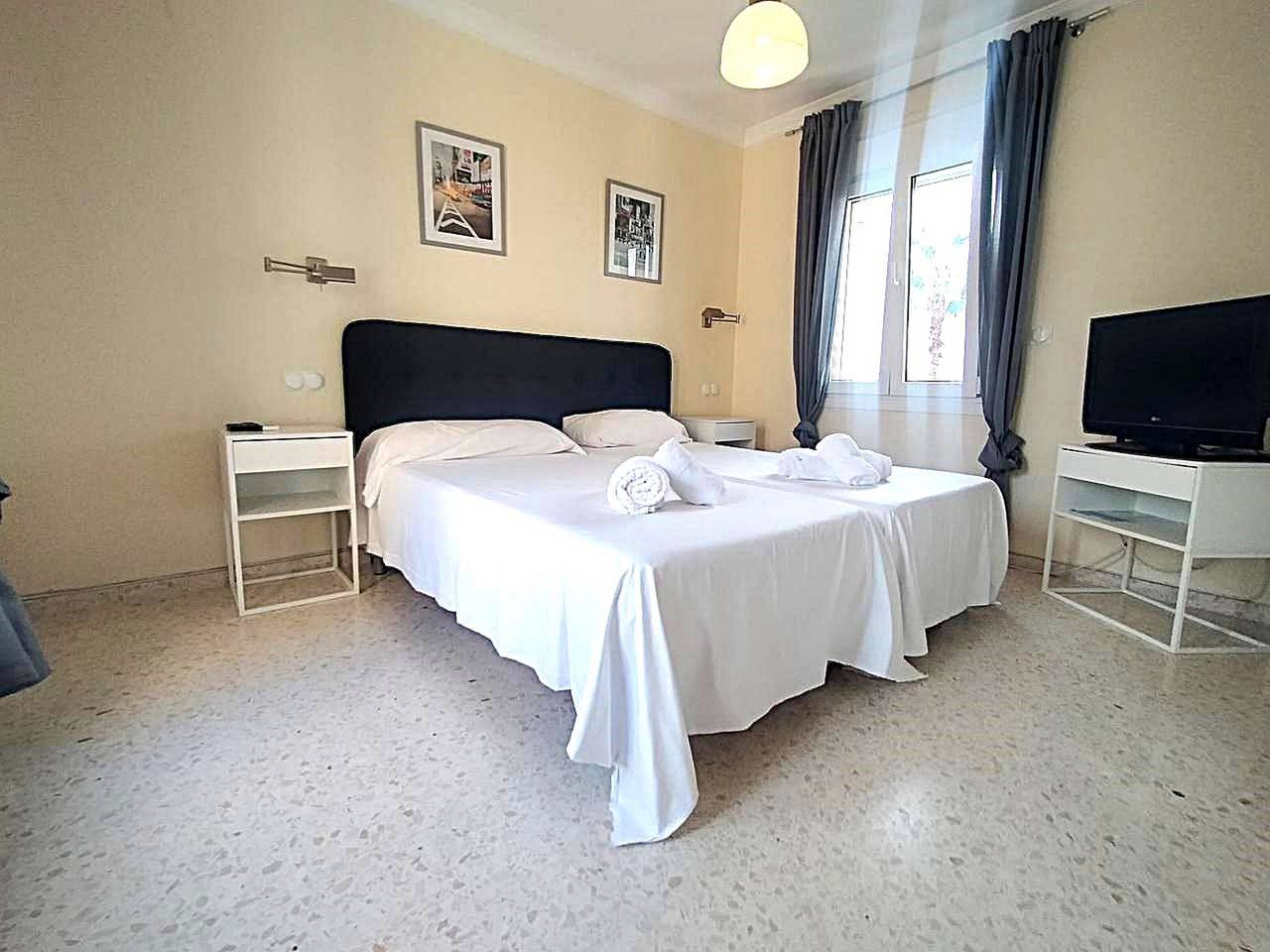 Anacasa Malibu Met Oliva Nova in Oliva, Costa Blanca
