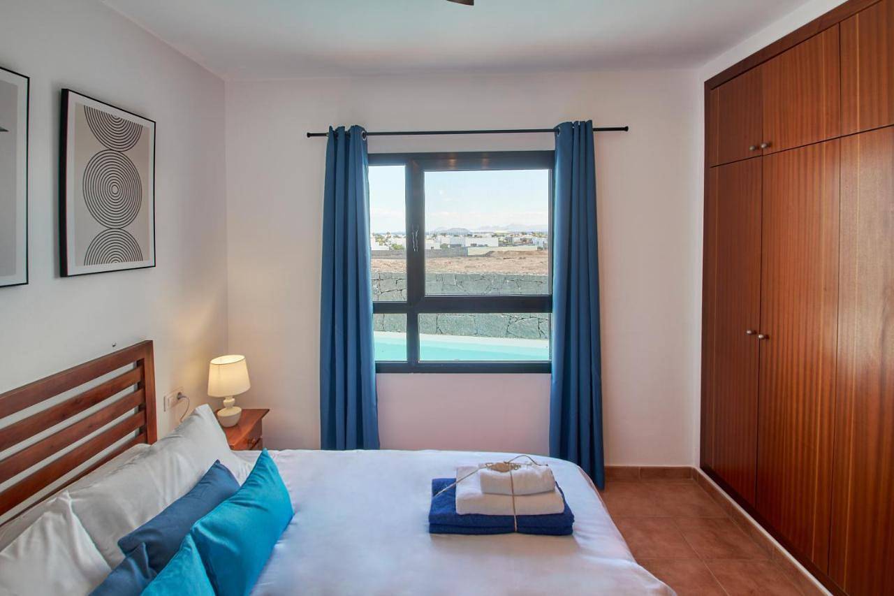Three-Bedroom House in Playa Blanca, Yaiza