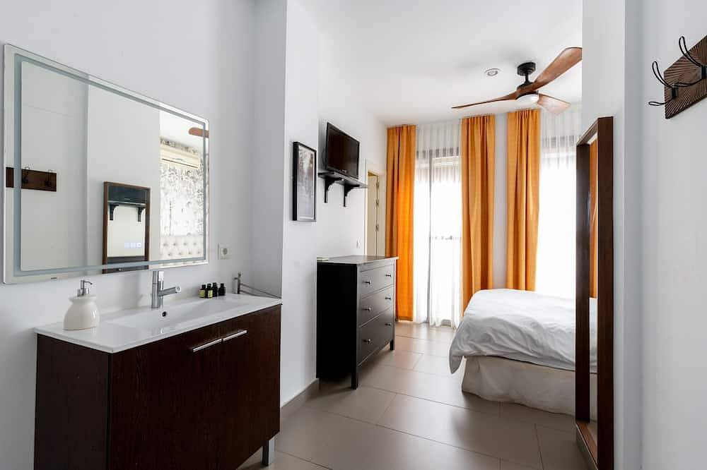 Ganze Wohnung, Archeros Terrace. 1 bedroom, terrace and private pool in Casco Antiguo, Sevilla
