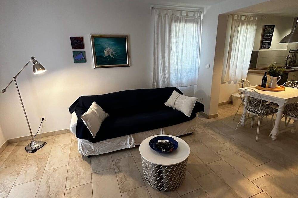 Gemütliches Doppelhaus @ Vranjica-Trogir, Strand40m in Seget Vranjica, Split-Dalmatien