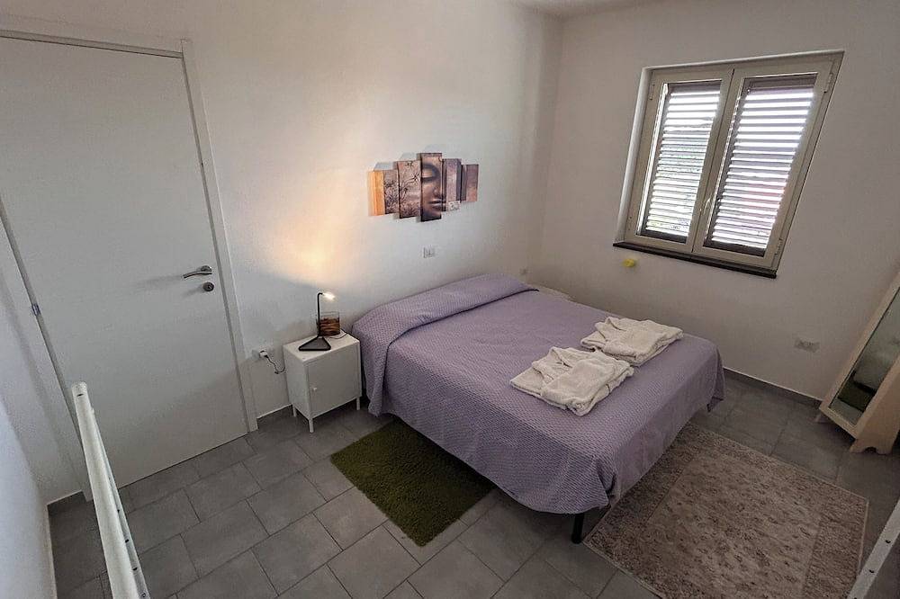Entire apartment, Vacation House Oliveta, on the border between Basilicata and Calabria in Tortora Marina, Tortora