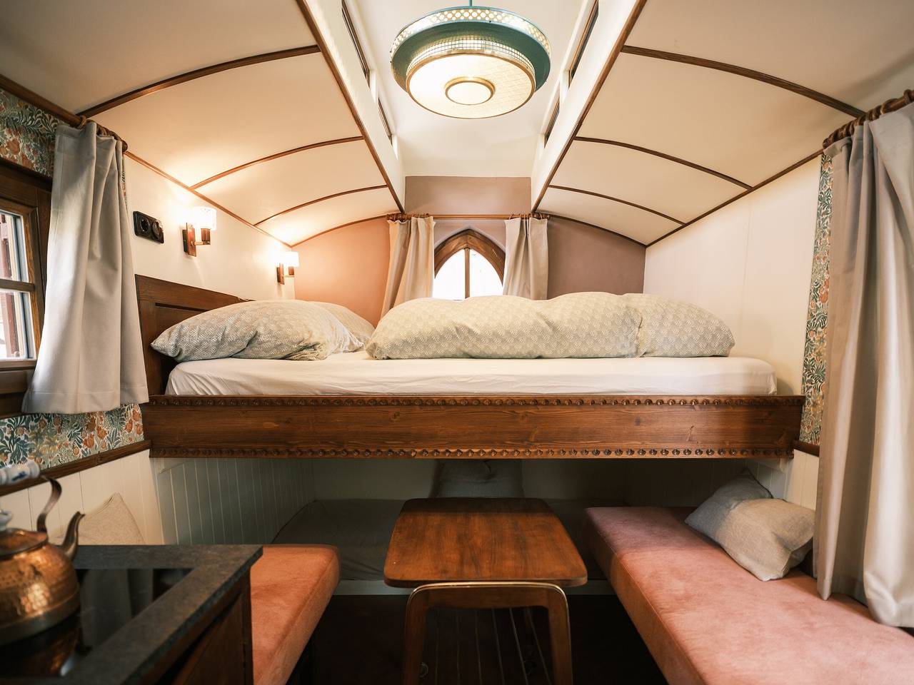 Mobil-home 'Camping Passeier Glamping Rubinia' avec vue sur la montagne, piscine commune et Wi-Fi in Saltusio, San Martino in Passiria