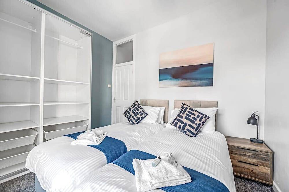 Staymenorca @Bolton - Style Meets Convenience in Bolton (desambiguación), Gran Mánchester