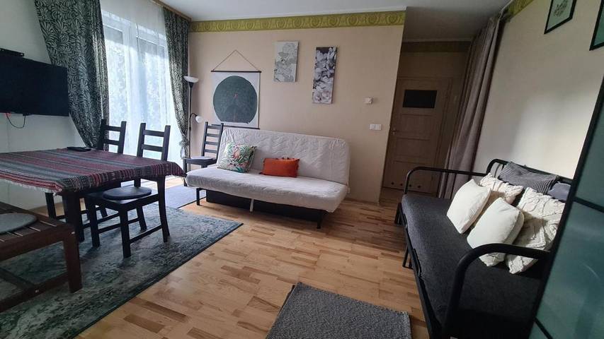 Apartament wakacyjny dla 6 osób, z ogród w Ząbki
