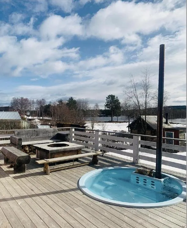 Villa für 4 Personen, mit Seeblick und Terrasse sowie Ausblick - 1