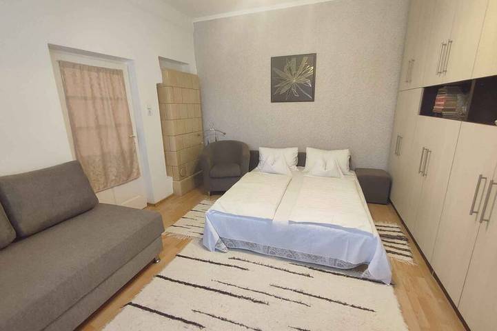 Appartement entier, Appartement de vacances avec WiFi, lave-linge et lave-vaisselle in Fonyód, Rive sud du lac Balaton
