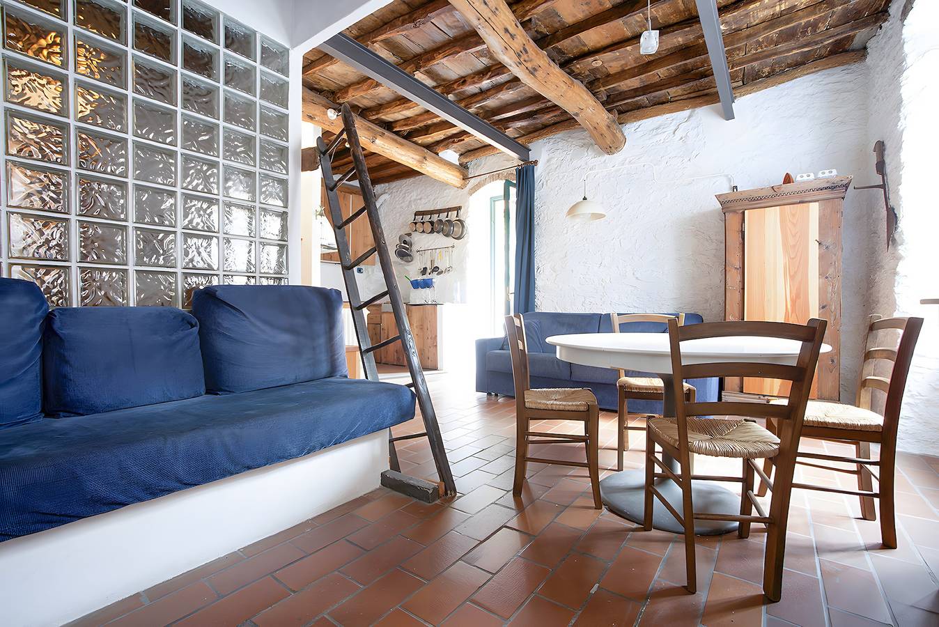 Appartement entier, Appartement 'Casa Nemo - Riomaggiore, 5 Terre' avec balcon, Wi-Fi et climatisation in Riomaggiore, Commune de Riomaggiore