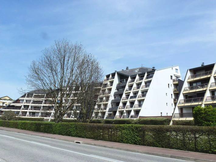 Gîte pour 3 personnes, avec balcon dans Esplanade du Lac ( Aix-les-Bains)