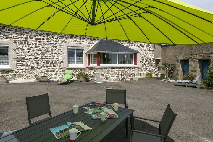Gîte pour 6 personnes, avec jardin, animaux acceptés à Pleumeur-Gautier - 2
