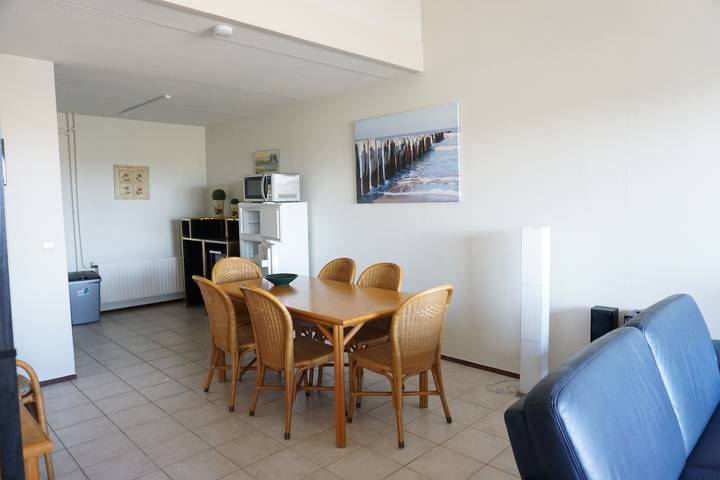Vakantiehuis voor 4 personen, met terras en balkon/terras in Nieuwvliet