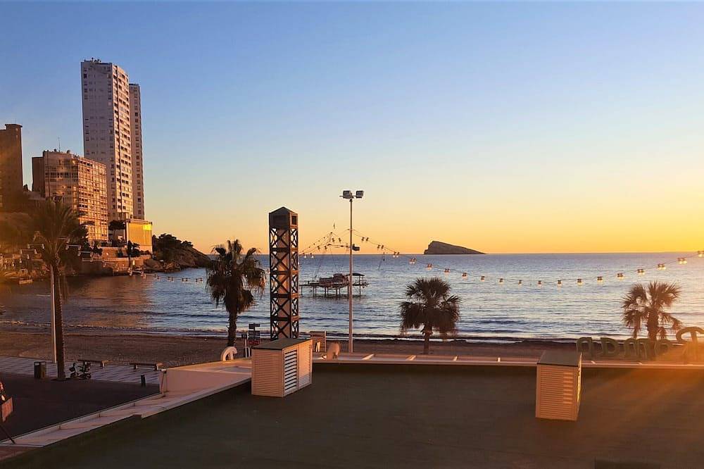 Spectacular 5 Stars front the beach Unforgettable sunsets listening to the waves in Playa de Levante, Costa Blanca