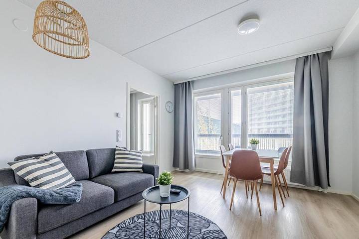 Gîte pour 5 personnes, avec balcon et vue, animaux acceptés à Espoo