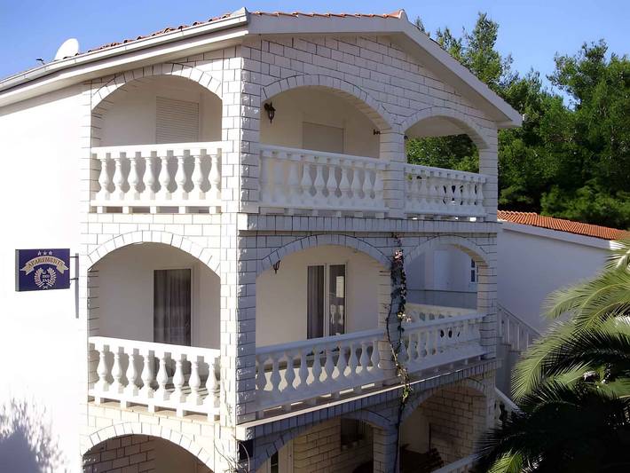Gîte pour 4 personnes, avec jardin à Rogoznica - 2