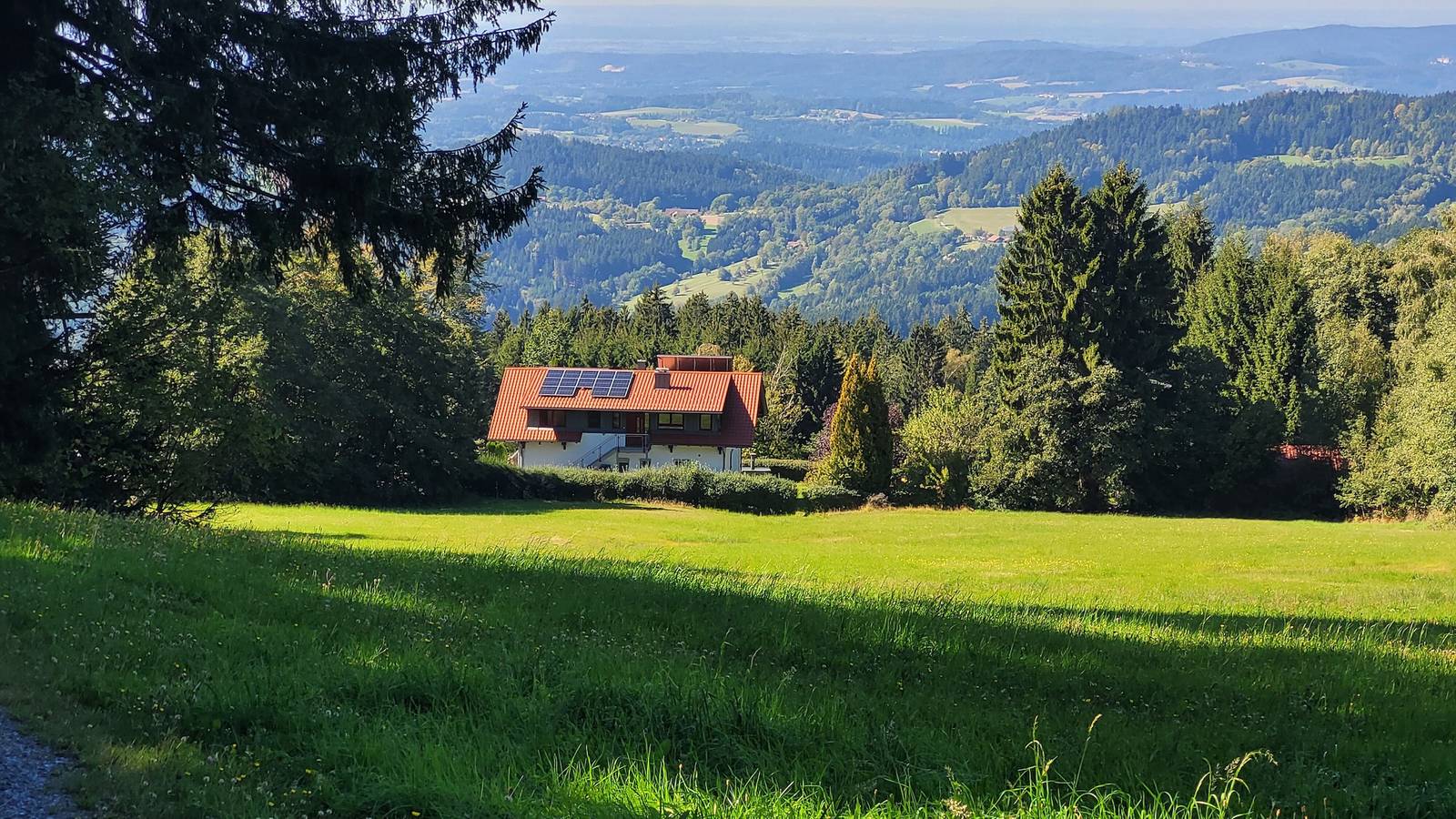 Entire apartment, Apartment 'Naturzeit' with Mountain View, Shared Garden and Wi-Fi in Haibach (Bavarian Forest), Eastern Bavaria