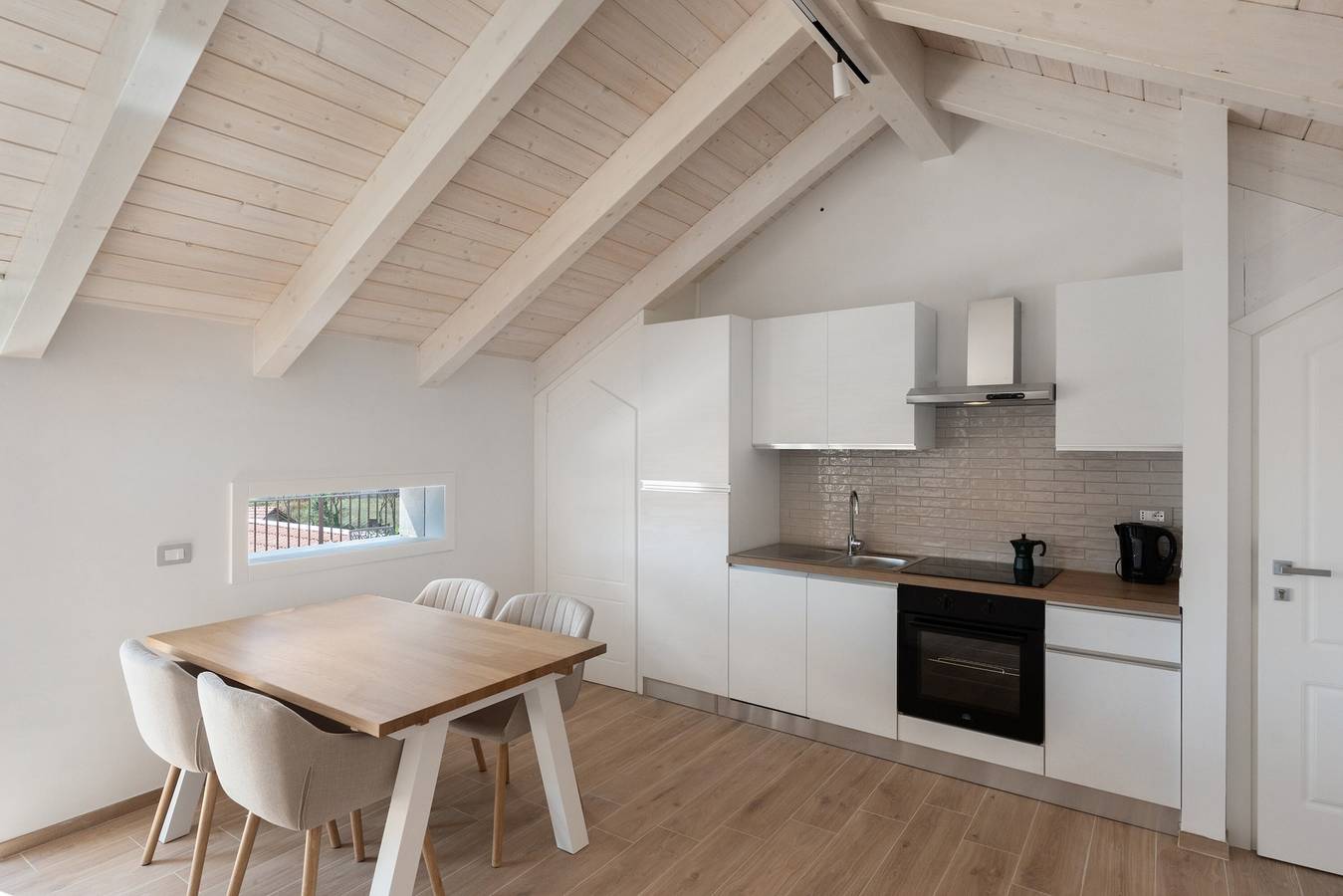 Ganze Wohnung, Suite Le Orchidee mit Bergblick, Wlan und Klimaanlage in Pianillo, Agerola