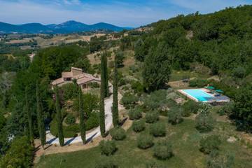 Cottage pour 4 personnes, avec terrasse dans Morleschio