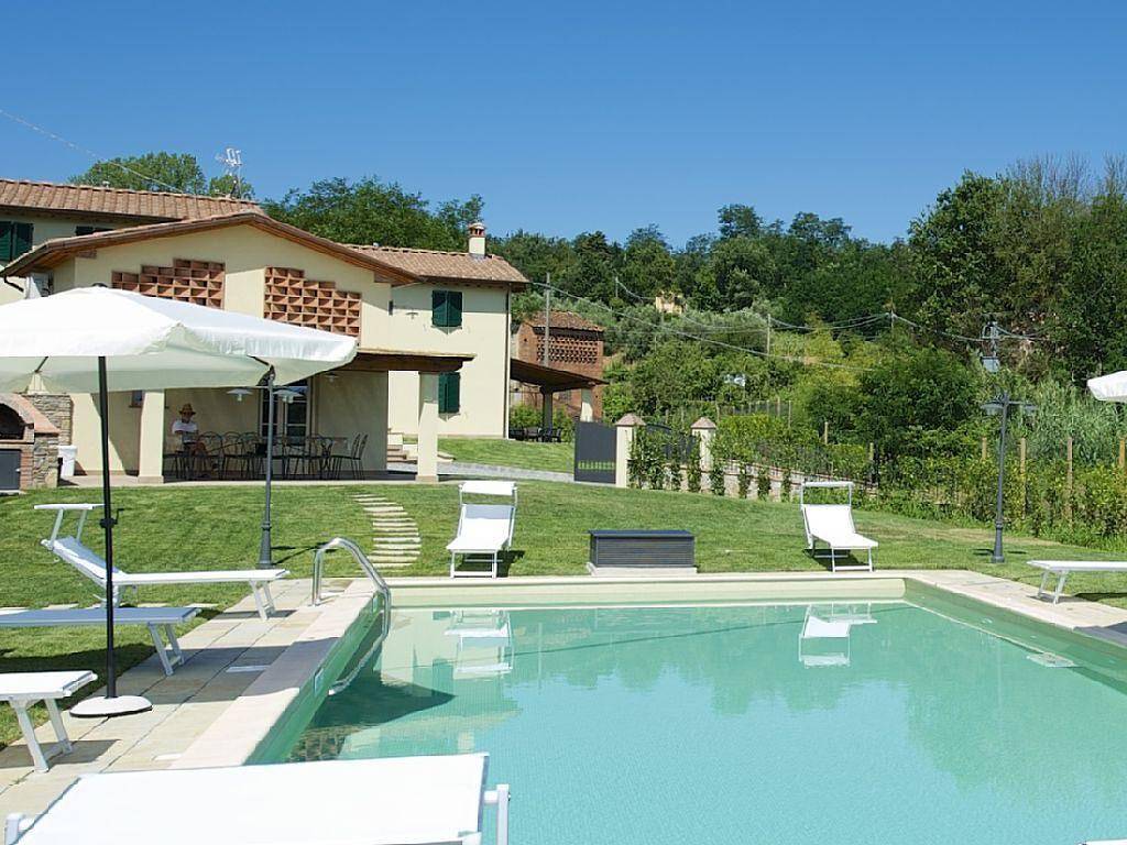 Casa Vacanza per 13 Persone in Villa ( Capannori), Capannori
