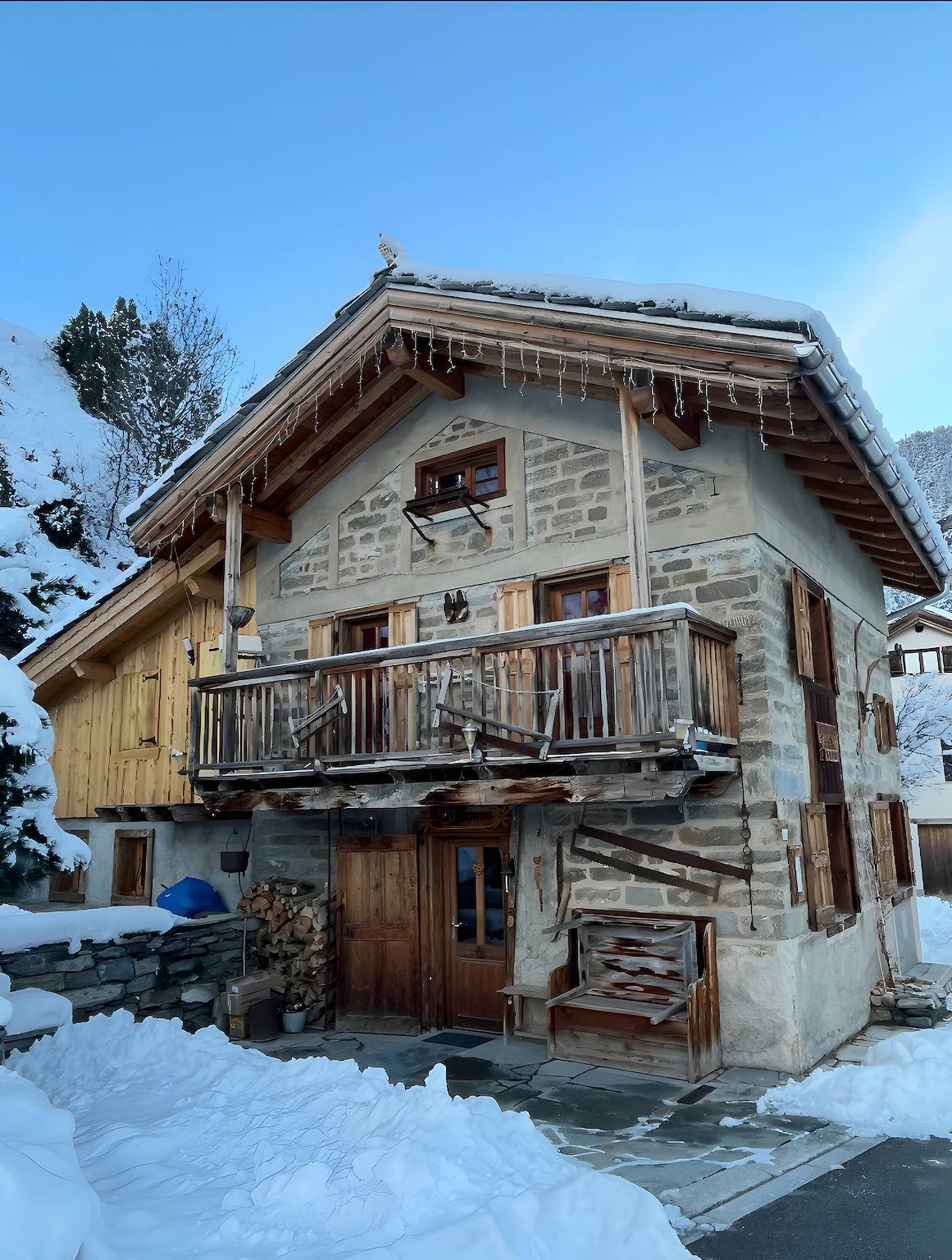 Chalet 'Saint Roch' met uitzicht op de bergen, privéterras en Wi-Fi in Termignon, Saint-Jean-de-Maurienne regio
