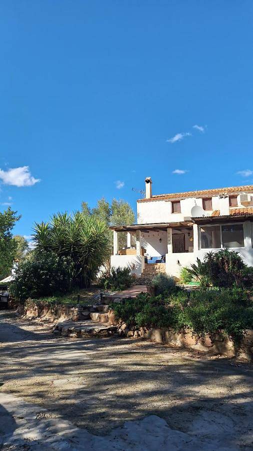 Casa rural para 4 personas, con vistas además de jardín y piscina, Se admiten mascotas en Comares - 3
