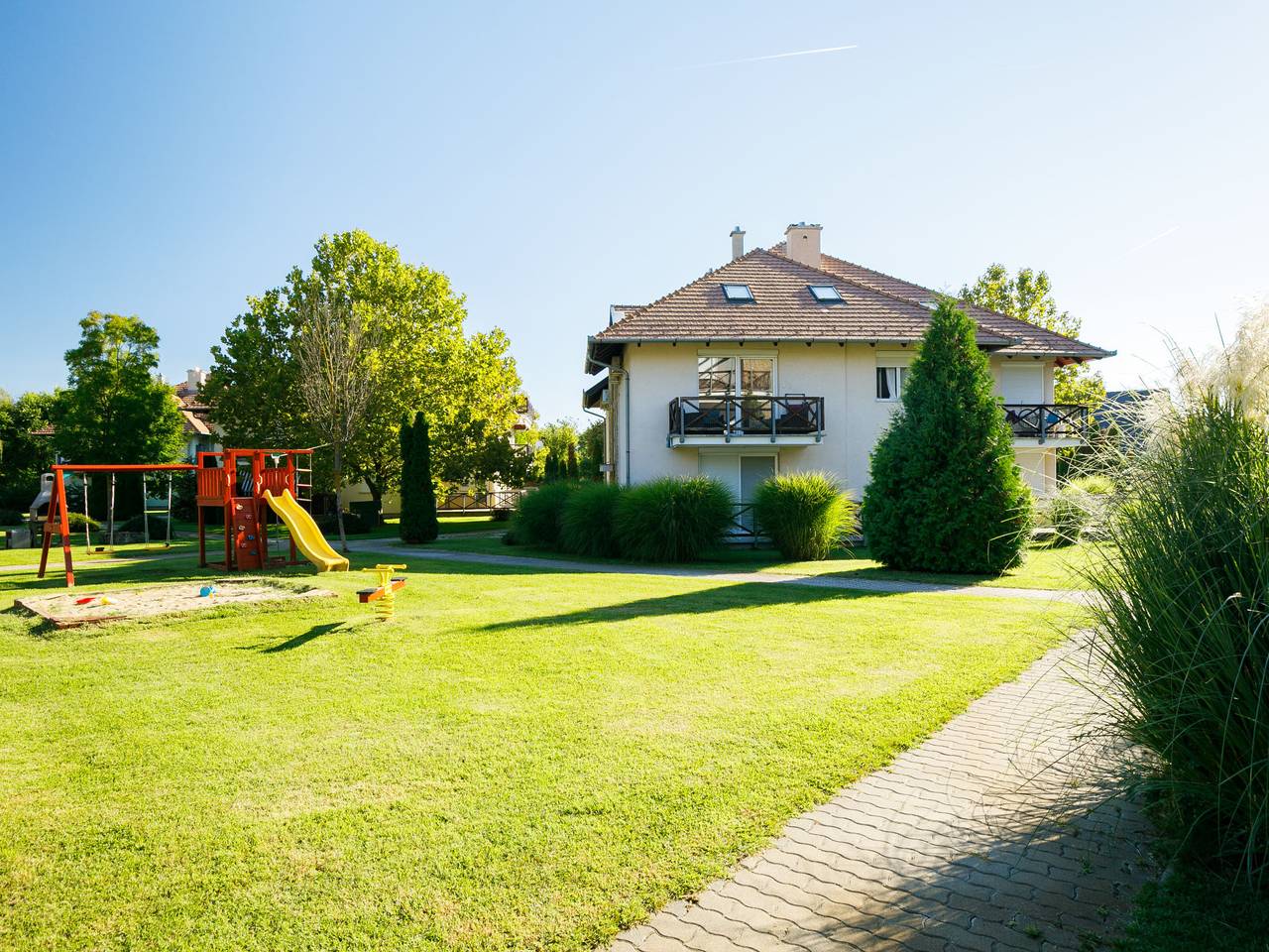 Ganze Wohnung, Karen in Balatonőszöd, Plattensee Südufer