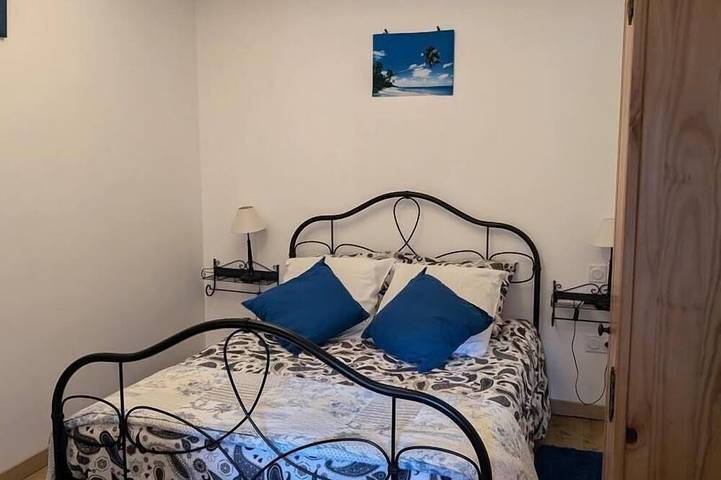 Location de vacances pour 15 personnes à Montrottier - 4