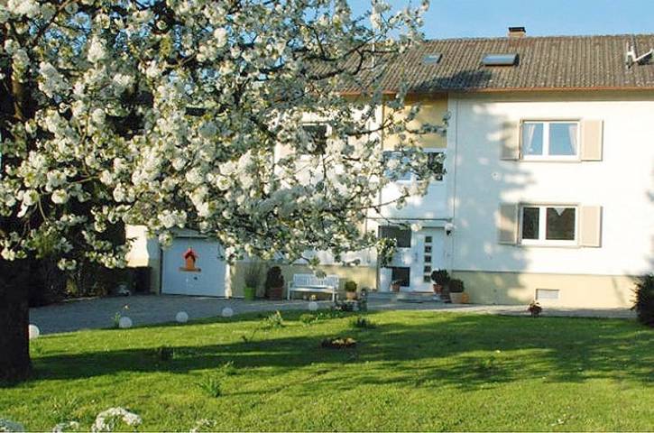 Ferienwohnung für 6 Personen, mit Terrasse und Garten in Emmendingen - 3