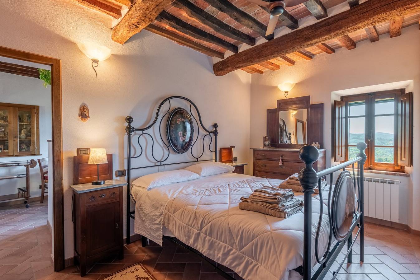 Tana Nerli – Historic Country Retreat Blending Comfort and Design in Trequanda, Siena Province