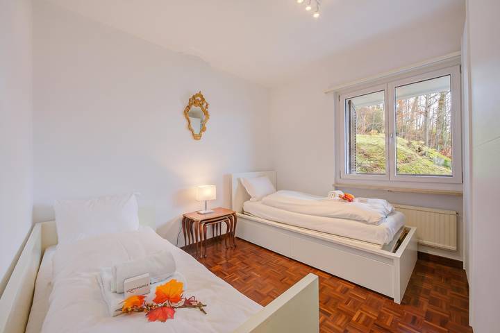 Appartement entier, Casa Al Bosco With Pool in Lugano, Lac de Lugano