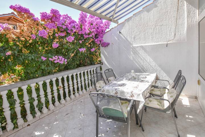 Ferienwohnung für 6 Personen in Pakostane - 2