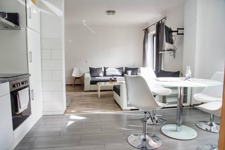 Entire apartment, Holiday Apartment "Lower Apartment 110sqm" with Private Terrace and Wi-Fi in Mönkebude, Vorpommern Greifswald