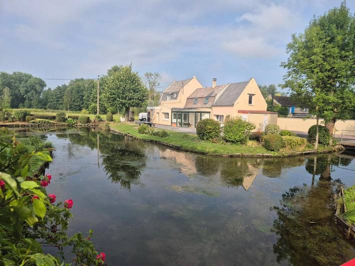 Gîte pour 8 personnes, avec jacuzzi et jardin dans Thun-Saint-Martin
