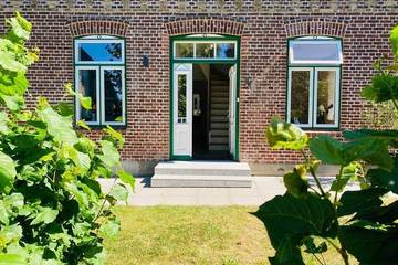 Ferienhaus für 4 Personen, mit Terrasse und Garten in Scheggerott