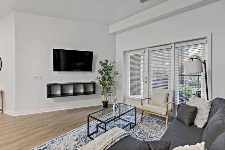 Ferienwohnung für 12 Personen, mit Pool und Terrasse, mit Haustier in Charlotte