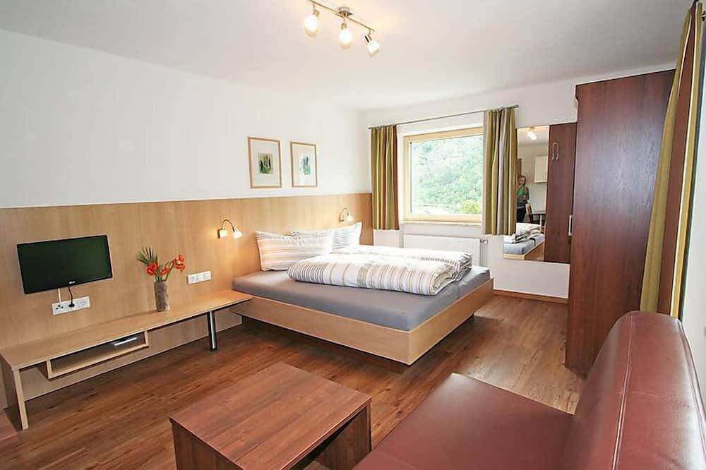 Apartamento entero, Urgbach Apart by Interhome in Fließ, Region de Tirol Alto